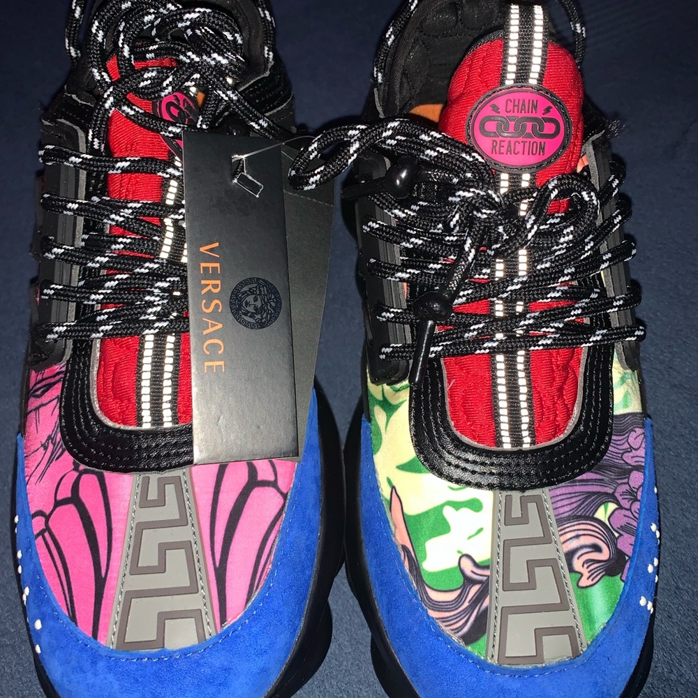 Versace chain reaction shoes (rare find) - Picture 2 of 11